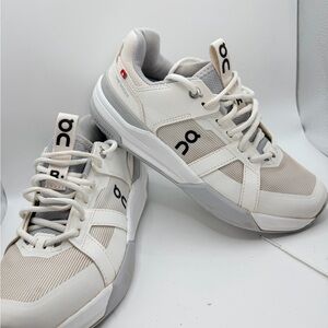 On Running Kids Sneakers in White and Light Gray